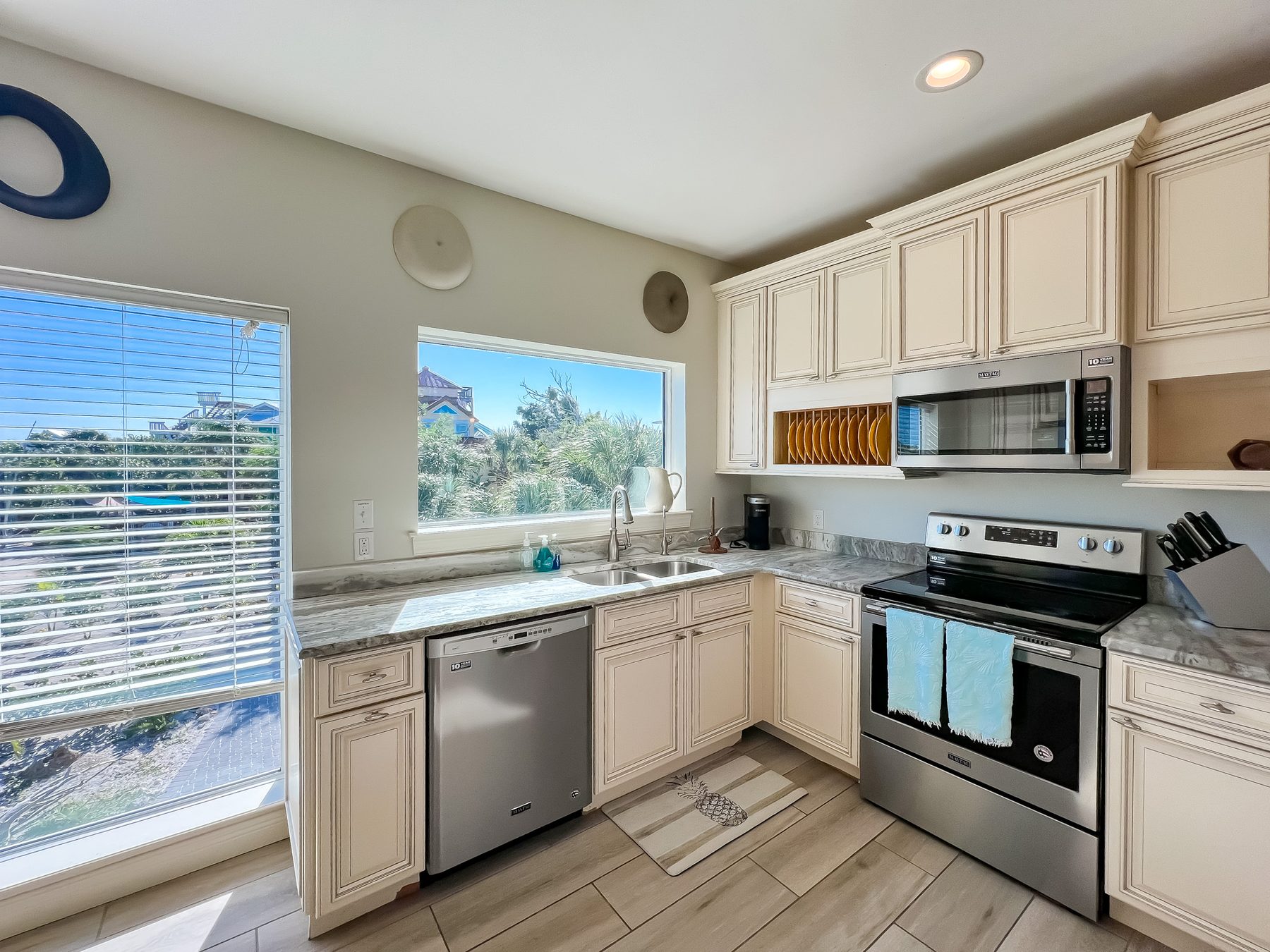 Island kitchen